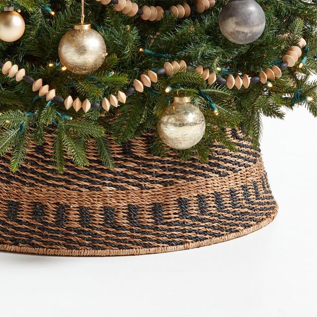 Black and Natural Woven Christmas Tree Collar 27"