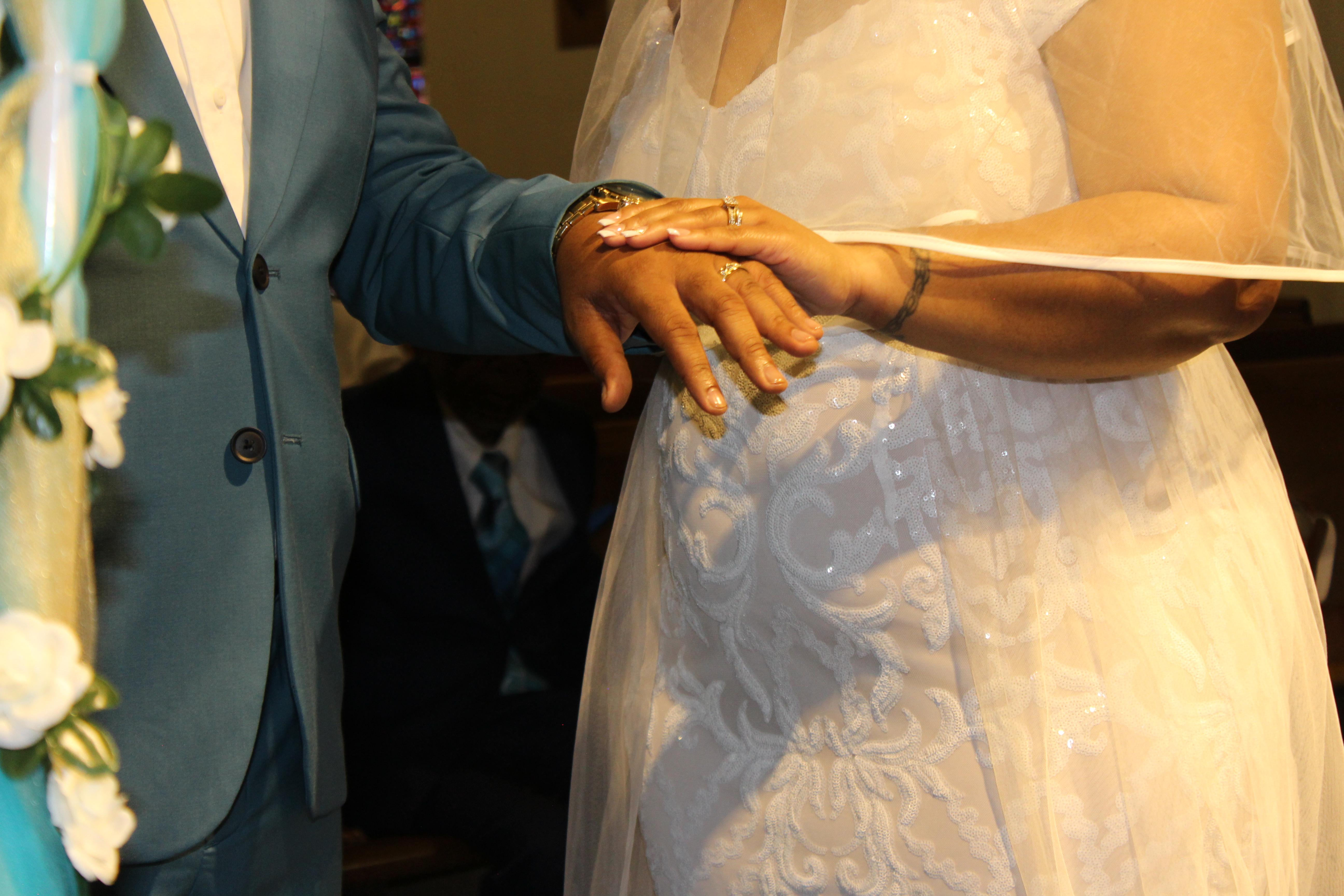 The Wedding Website of Marcus Hayes and Kyleen Outen