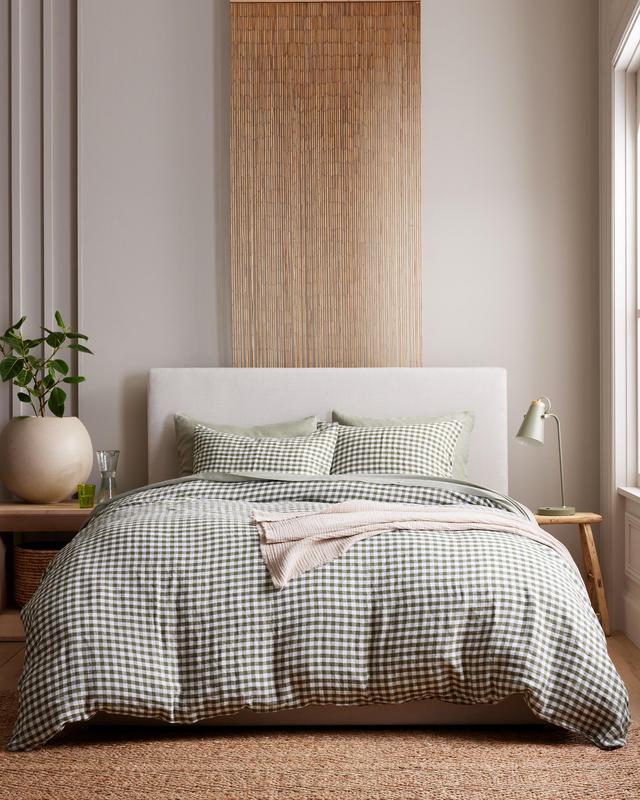 European Linen Deluxe Bedding Bundle in Olive Gingham Queen