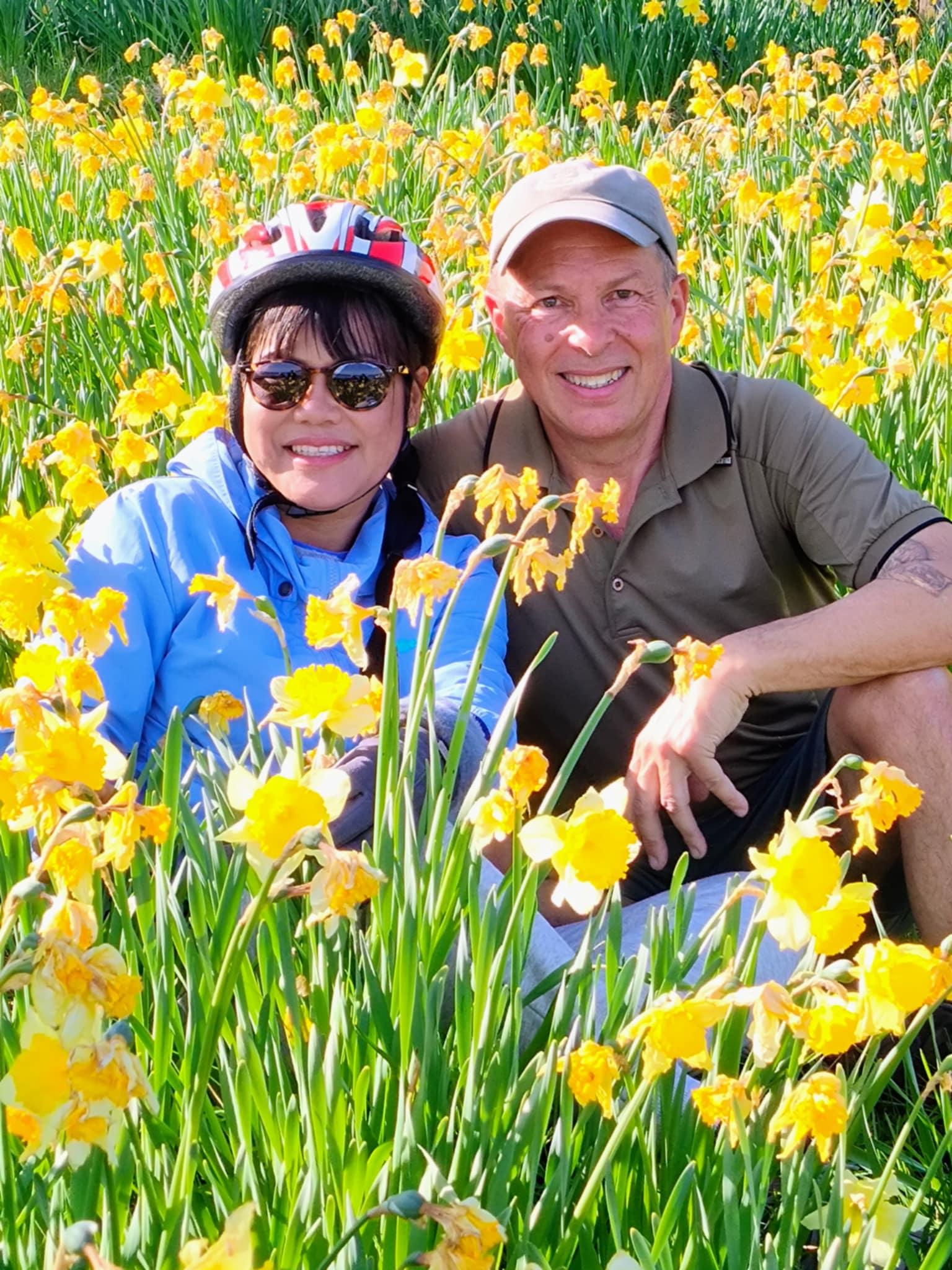 The Wedding Website of Leslie Barclay and Jintana Karia