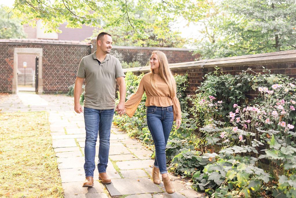 The Wedding Website of Jillian Mineweaser and Garrett Lindsay