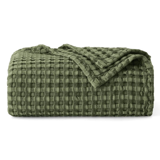 Bedsure Cooling Cotton Waffle Twin XL Blanket - Lightweight Breathable Blanket of Rayon Derived from Bamboo for Hot Sleepers, Luxury Throws for Bed, Couch and Sofa, Green, 66x90 Inches