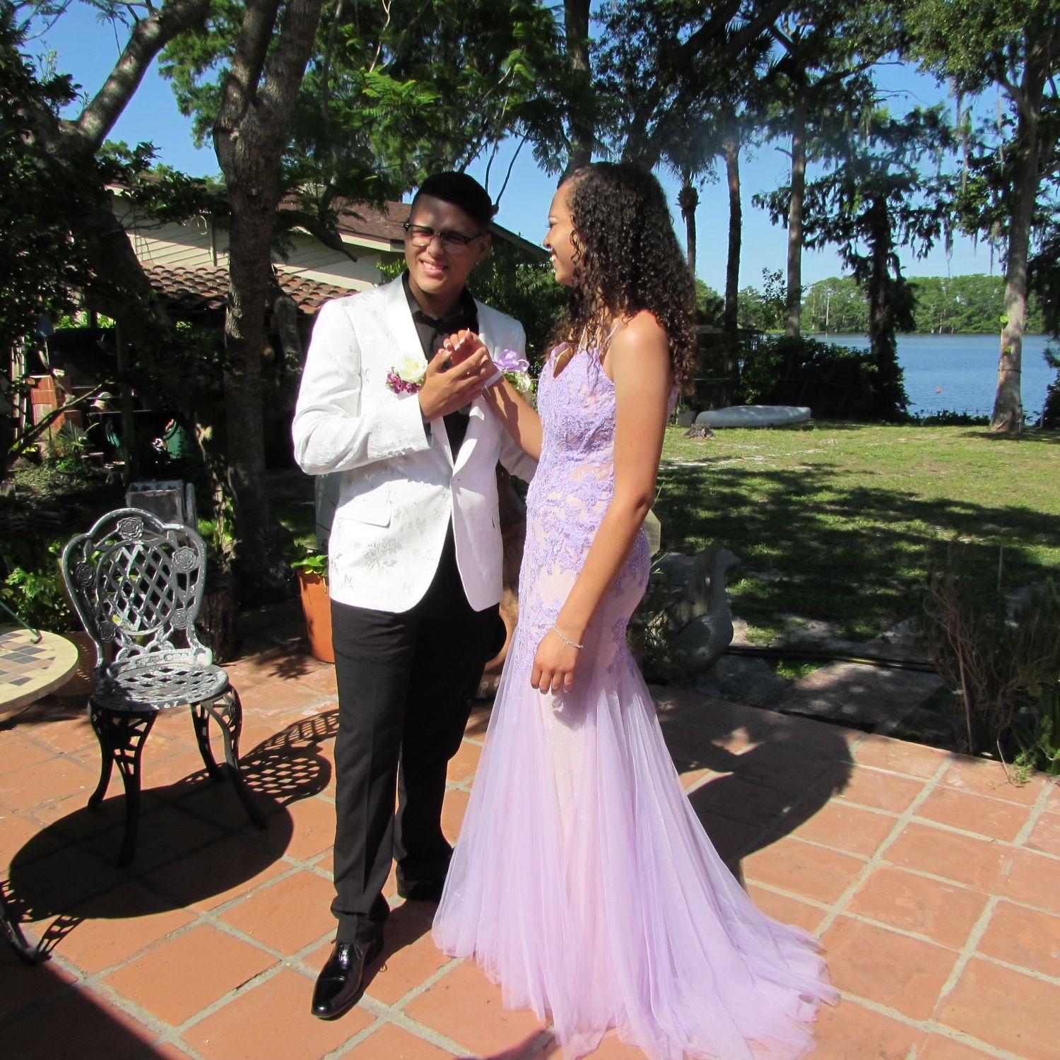 Prom!