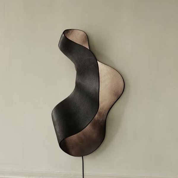 Oyster Wall Lamp - Black - UL