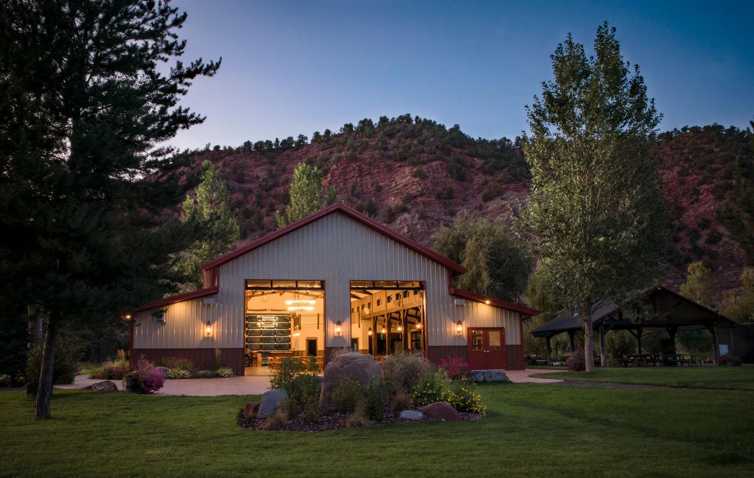 The Wedding Website of Madison Meyer and Brandon Spreckels