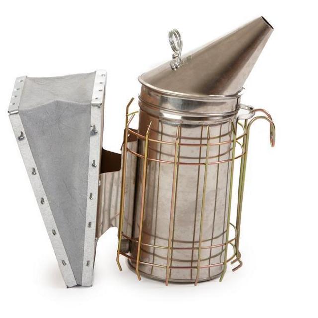 Little Giant Bee Hive Smoker 7 in.
