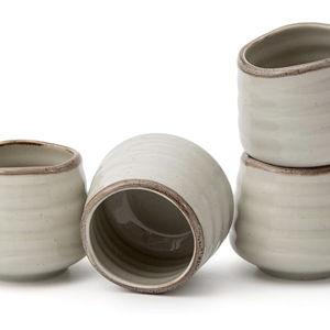 4pcs Japanese Tea Cup Set – 160ml 5.4OZ Ceramic Matcha Cup, Small Handless Espresso Cups, Cute Coffee Mugs for Valentine (Retro Grey)