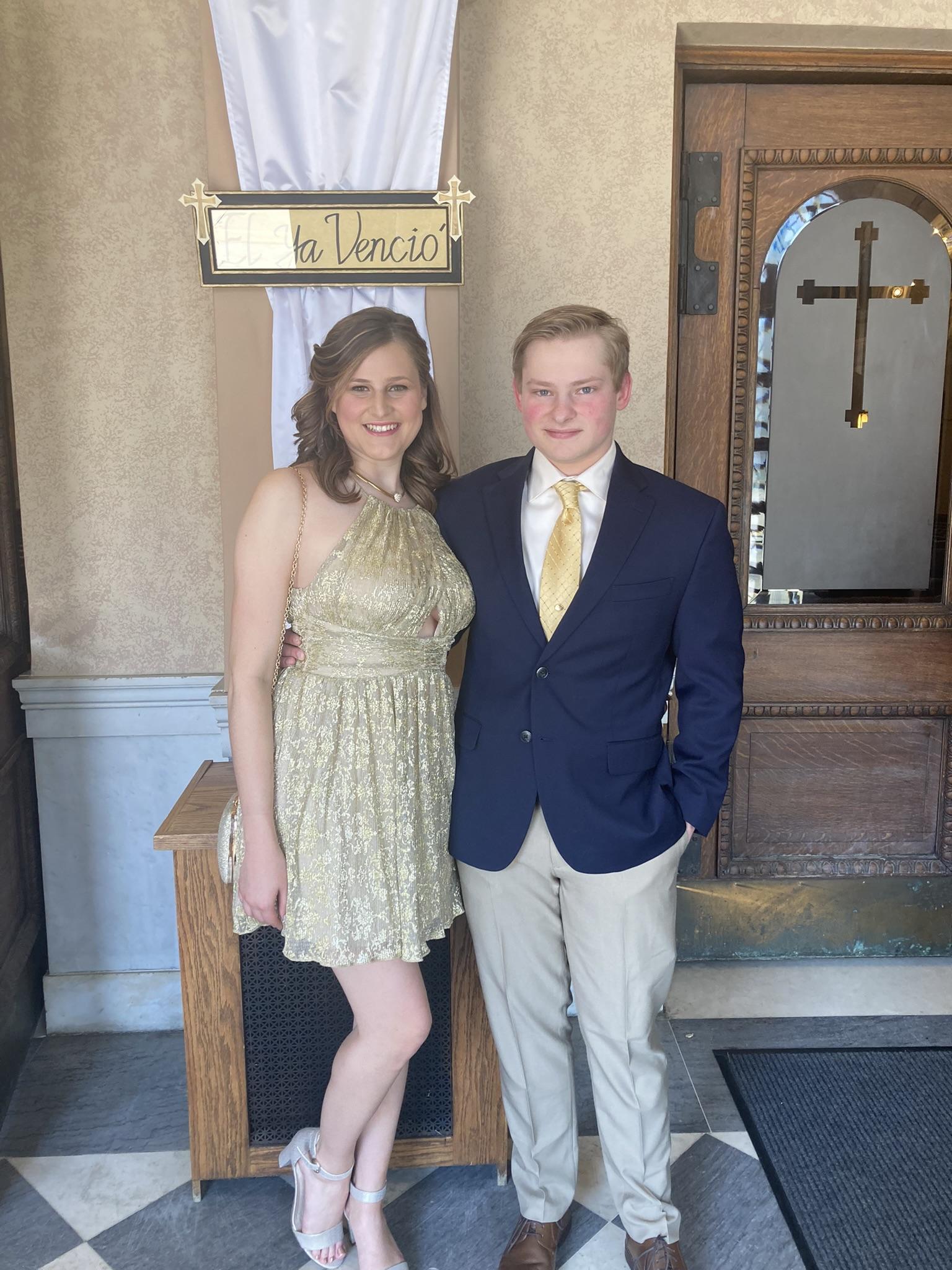 The Wedding Website of Nicole Page and Zachary Chrzan