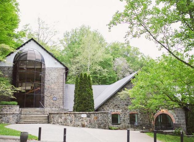 The Wedding Website of Denise Mojica and Kurt Hoffmann