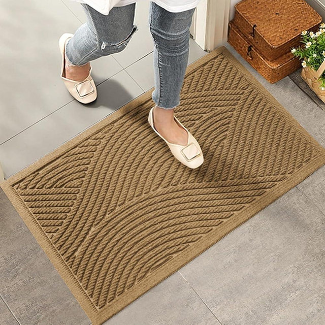 HIYARD Sturdy Front Door Mat, Absorbent Muddy Dirt Resist Welcome Door Mats Outdoor Indoor, Stain and Fade Resistant, Non-Slip Backing Entry Mat Low Profile Doormat for Entryway, 29×17, Brown
