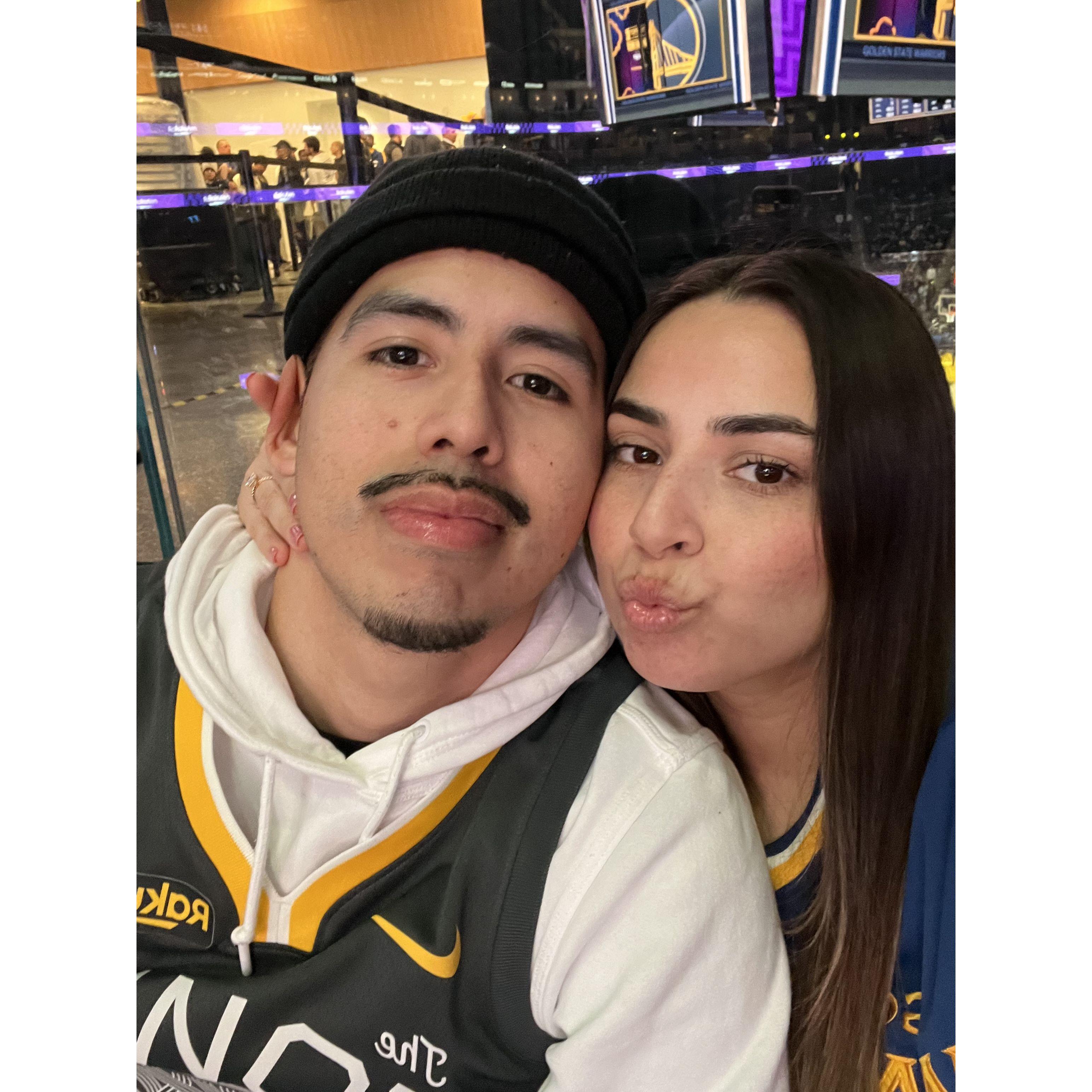 If it wasn't for Alex, Elizabeth wouldn't watch sports. #DubNation