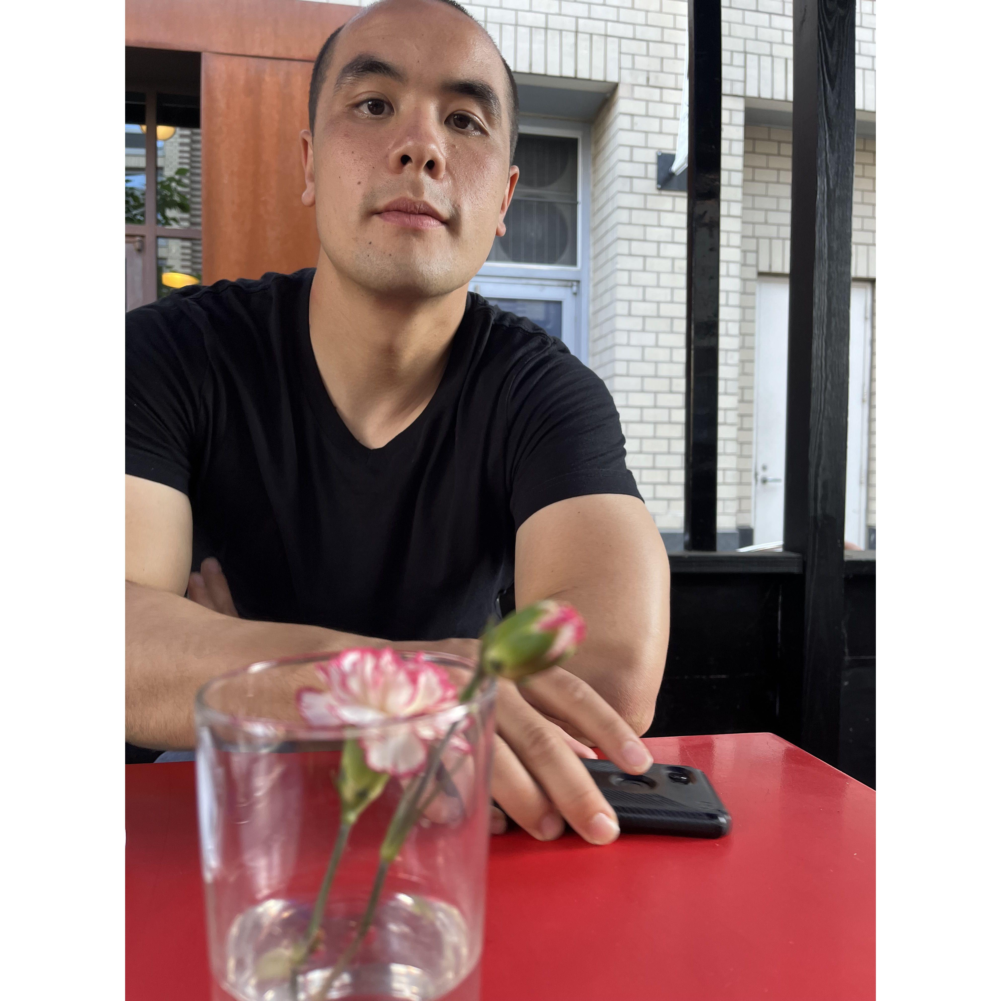 Moments before David asked Sara: Do you want to be my wife?