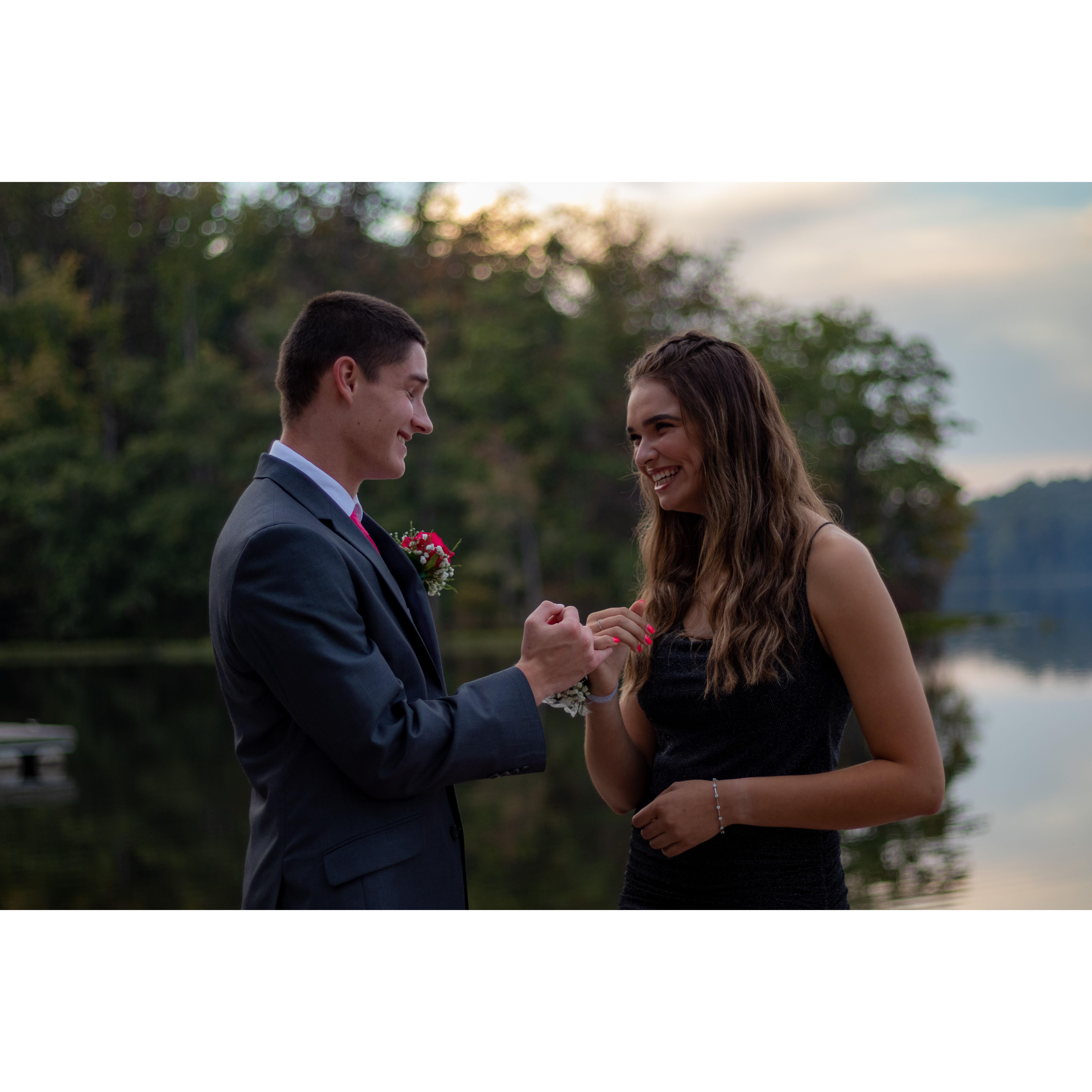 FIRST OF MANY PINKY PROMISE PHOTOS!