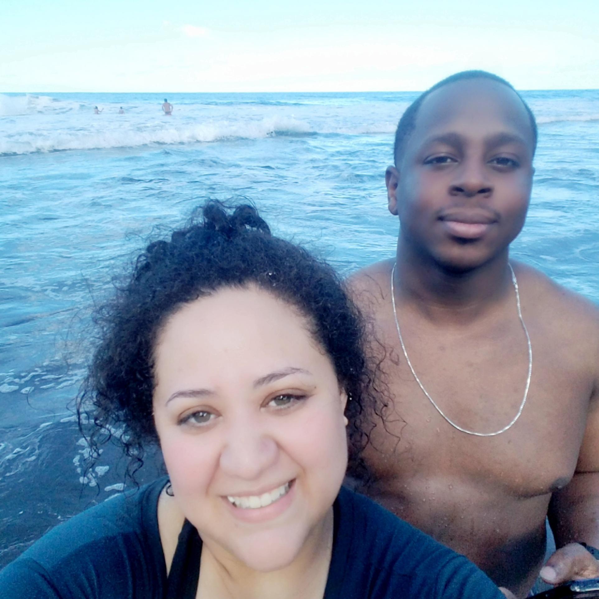 The beach is that-a-WAY.