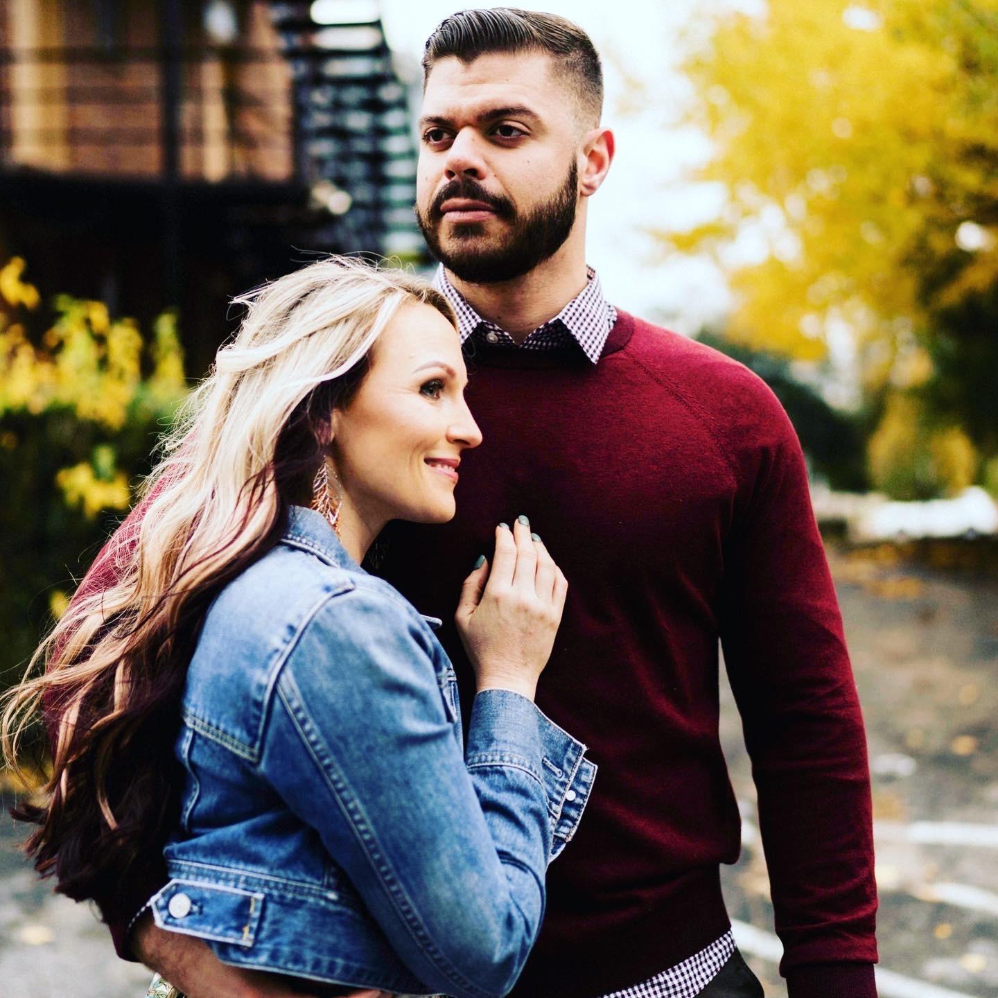 The Wedding Website of Amanda Mazey and David Meglen