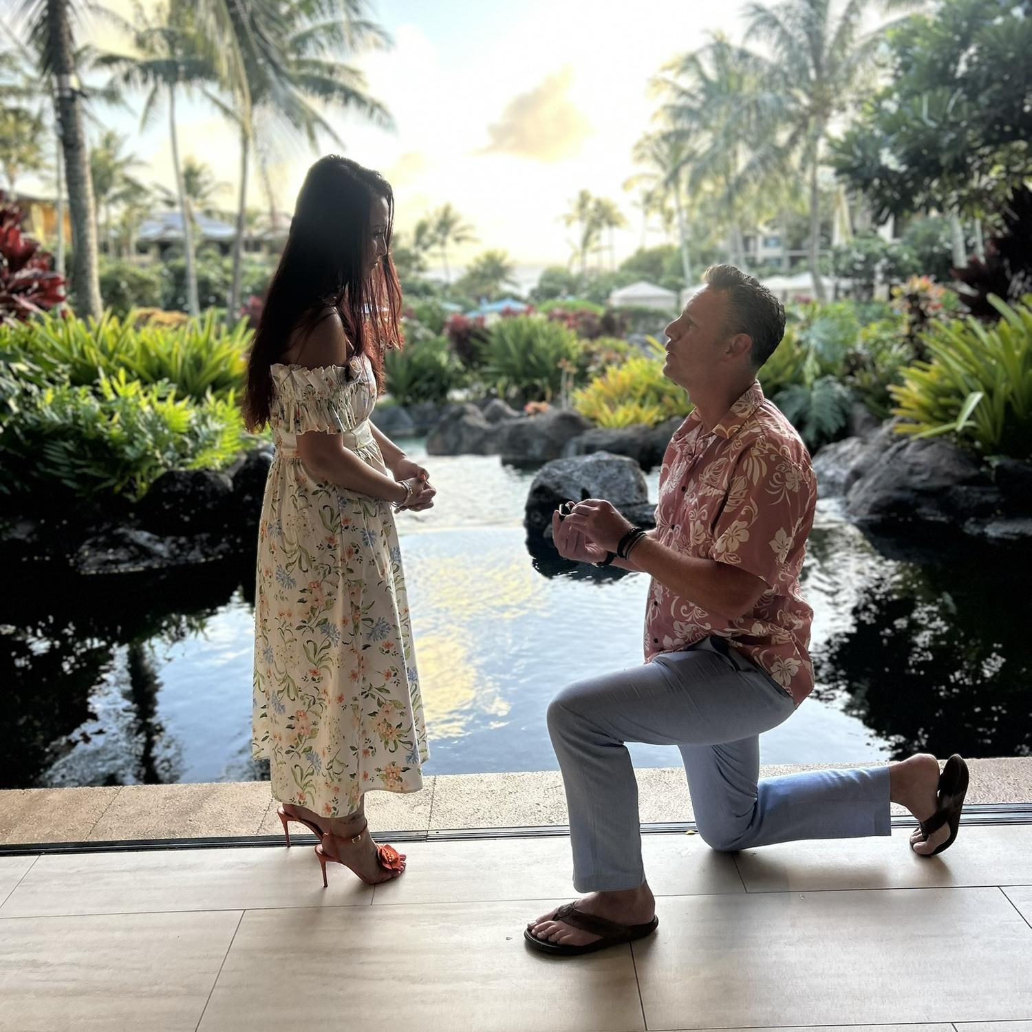 Brian proposing in Kauai, HI!!!! 🌺