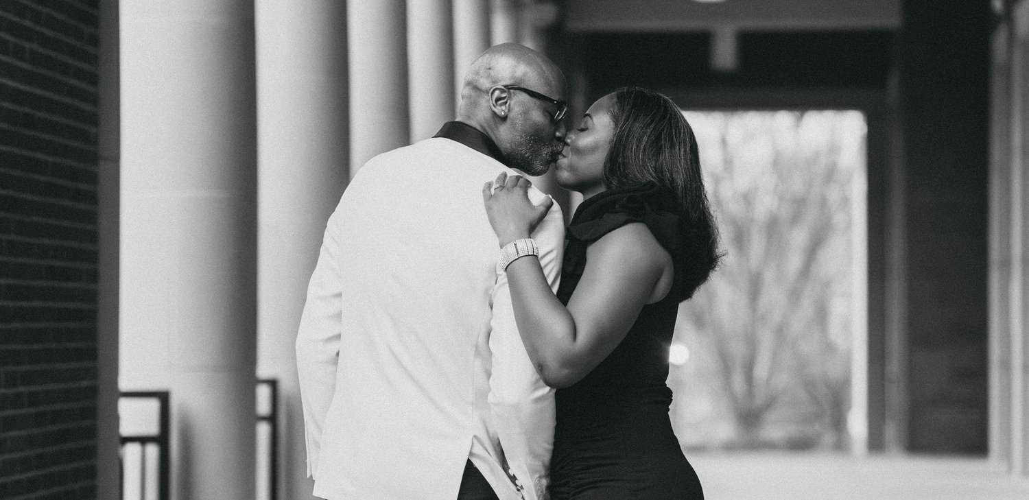 The Wedding Website of Carol Brown and Shannon Thomas