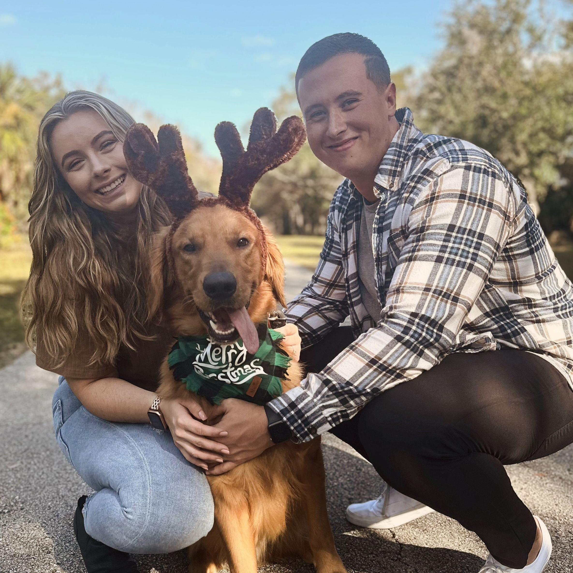 2023: Christmas Picture with our added family member
