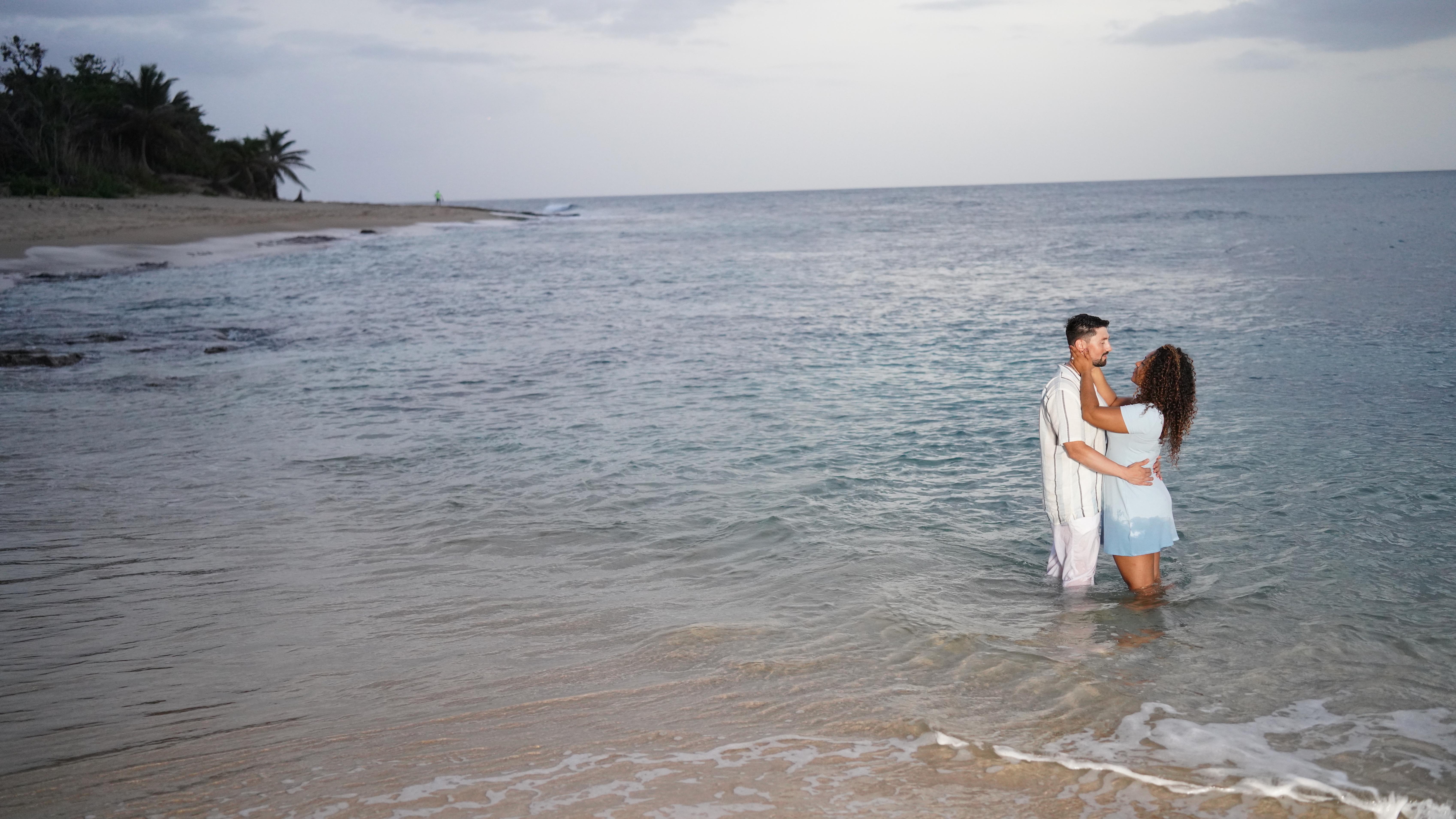 The Wedding Website of Nathalie McPhun and Cesar Hincapie