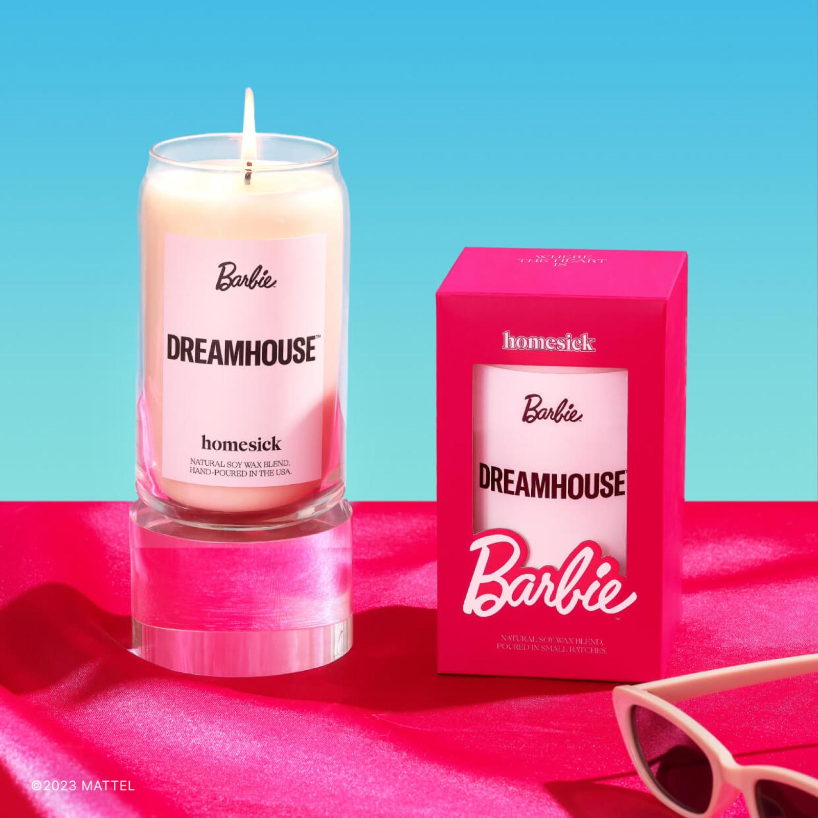 グラスハウス バービー キャンドル Barbie BARBIE™ DREAMHOUSE™- 380g Soy Candle | Glasshouse Fragrances