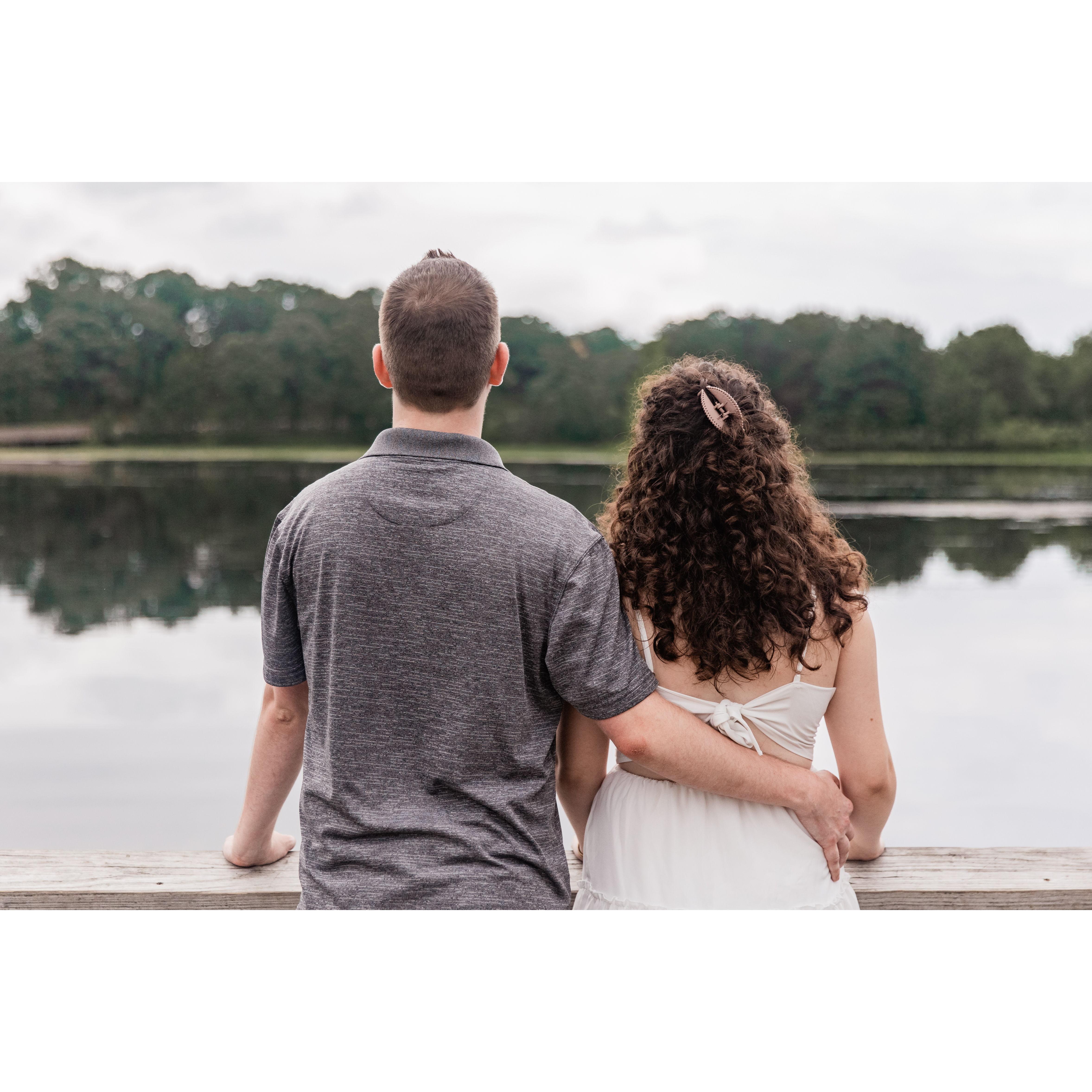 Engagement photos at Lebanon Hills in Eagan.