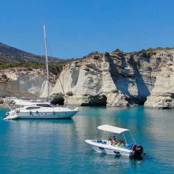 Milos boat excursion on our honeymoon