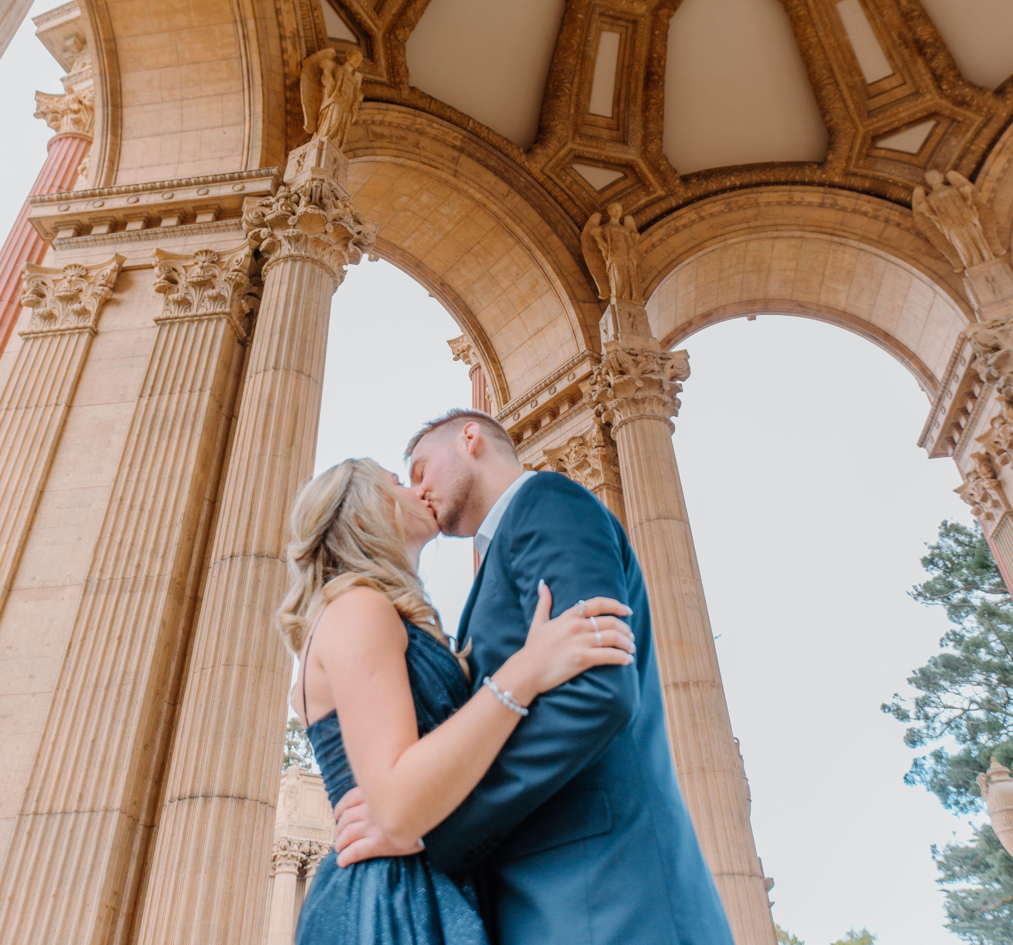 The Wedding Website of Natalí Capitani and Spencer Holmes