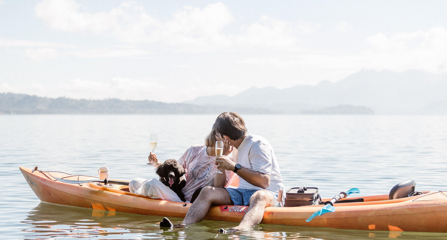 The Wedding Website of Diana Castro and Anton Gabrie