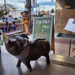 Flying Pig Pub & Kitchen