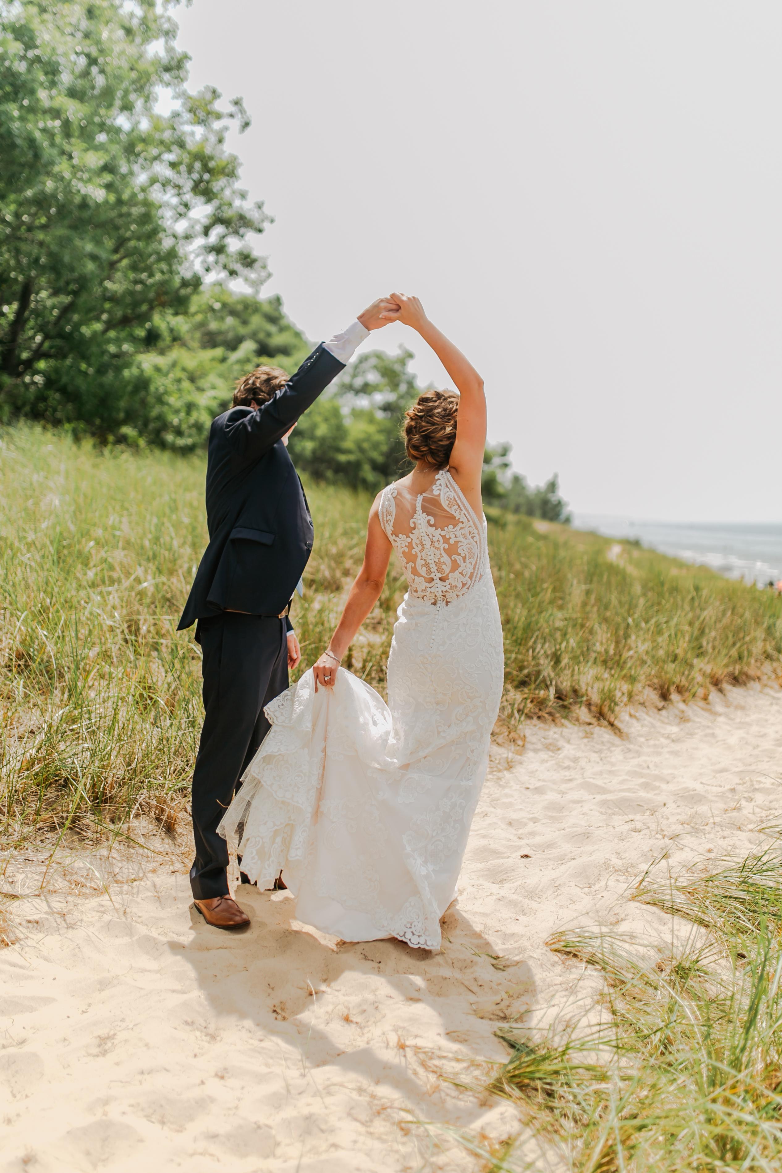 The Wedding Website of Ashlyn Cox and Charles DeWildt