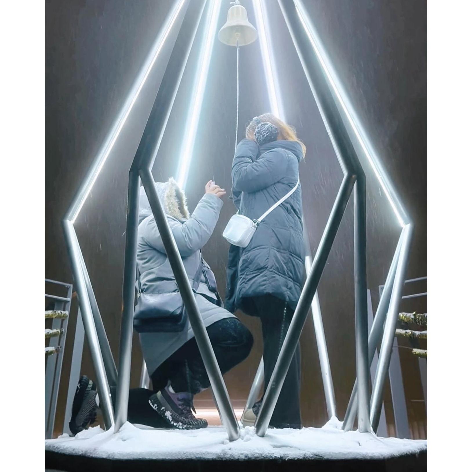 He proposed in the quiet magic of Mount Moiwa’s heaviest snowfall just us, the snow, and forever beginning.