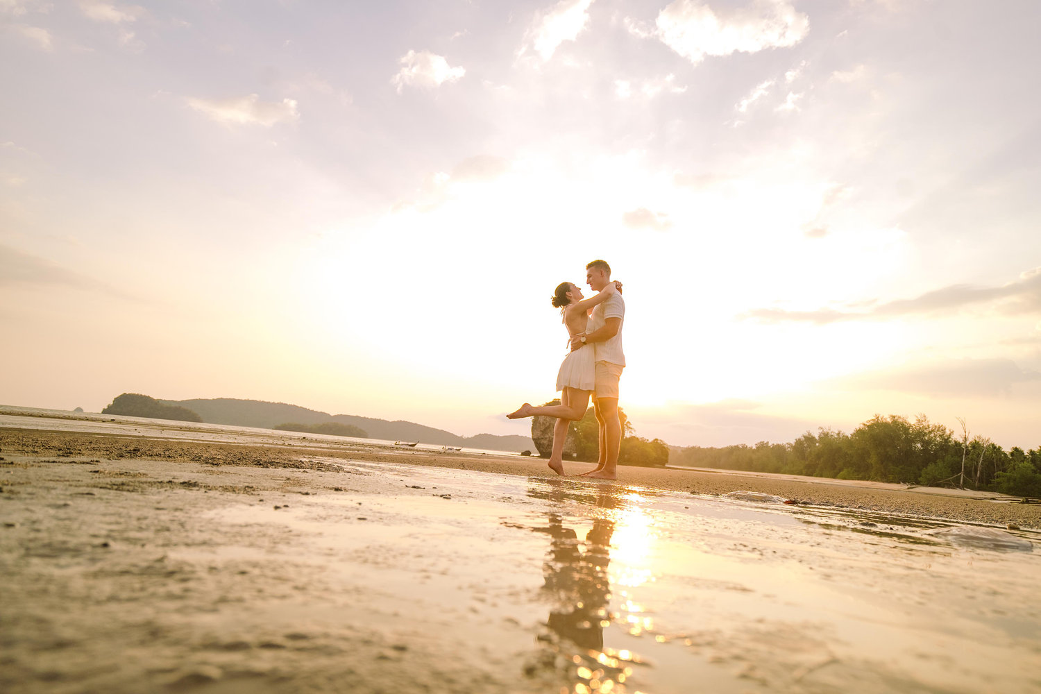 The Wedding Website of Jessica Safarik and Austin Johnson