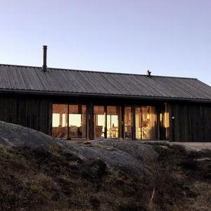 Two Nights at an Airbnb in Nord-Gutvik, Norway