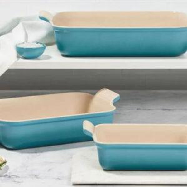 Le Creuset 3-Piece Baking Set in Caribbean