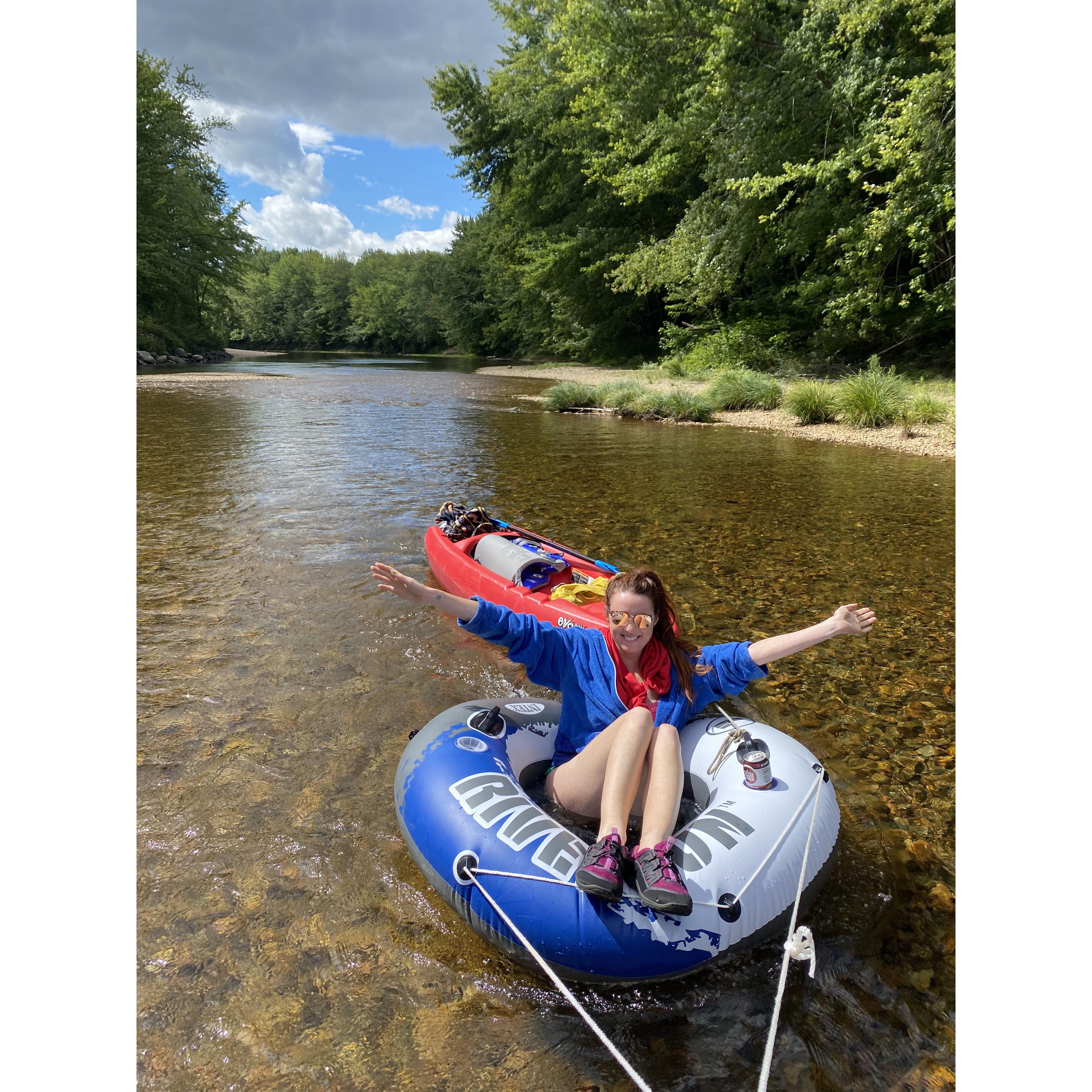 Saco River vacation, Conway, NH - Glamor Barge
