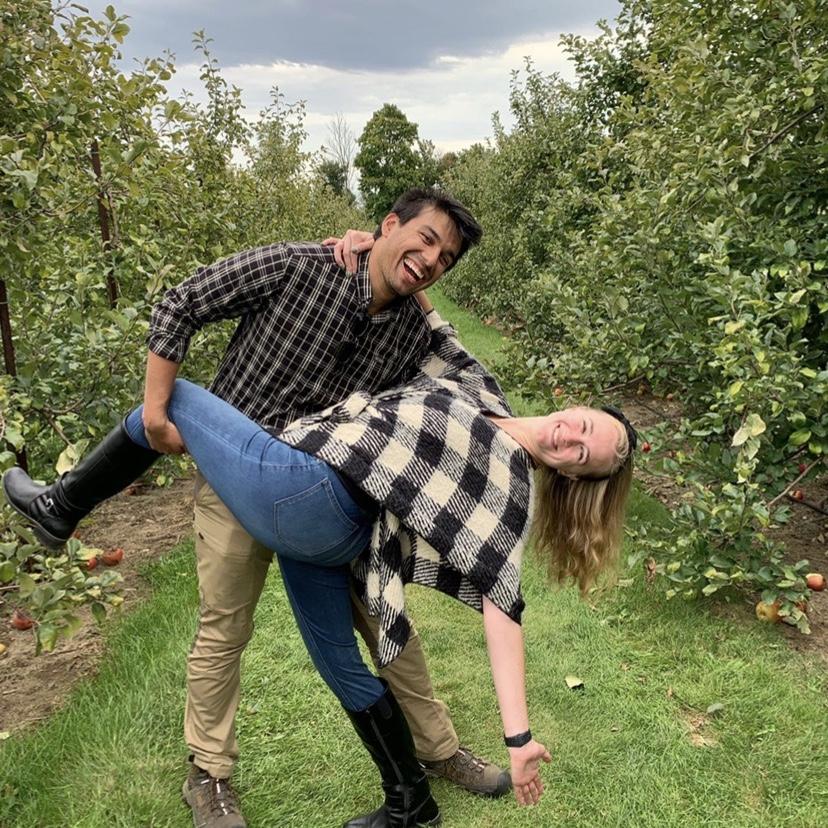 A second apple picking trip with friends and taking a fun pictures!