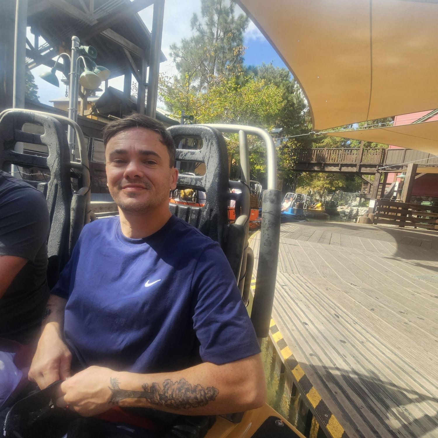Getting on Grizzly River Run..... completely dry