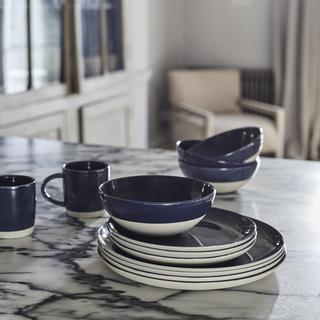 Shell Bisque 16-Piece Dinnerware Set, Service for 4