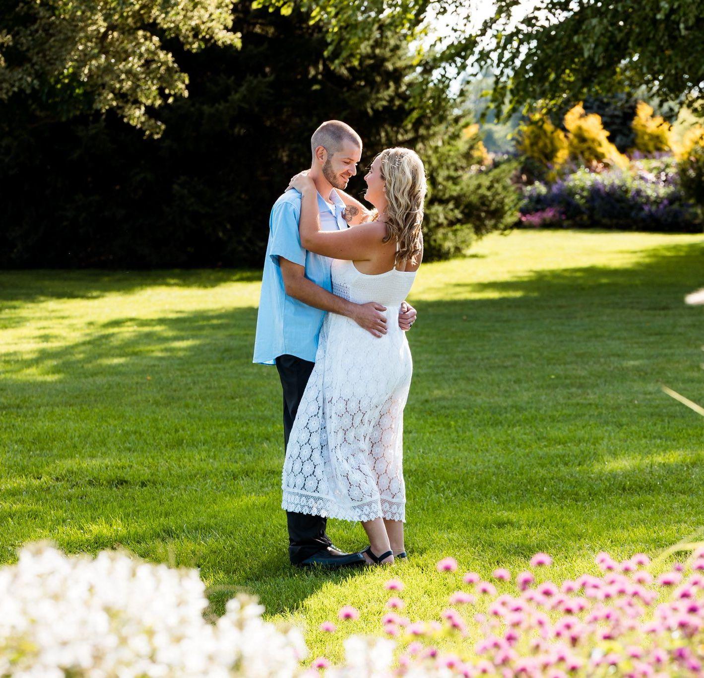 The Wedding Website of Erin Dudek and Mason Lewis