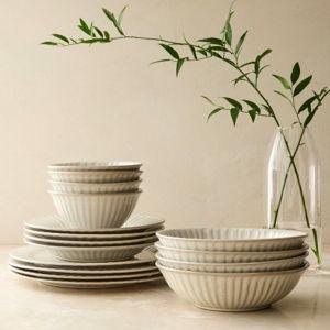 Hana 16-Piece Dinnerware Set