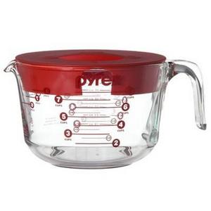 Pyrex 8 cup Measuring Cup with Lid