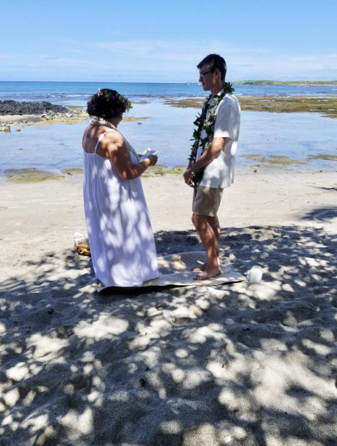 Leilani reading her vows to Ben