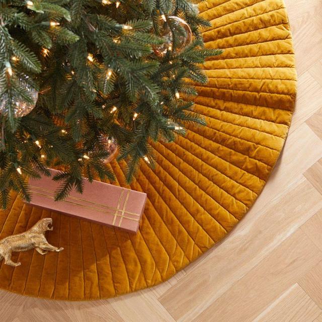 48" Flake Velvet Burnt Gold Tree Skirt