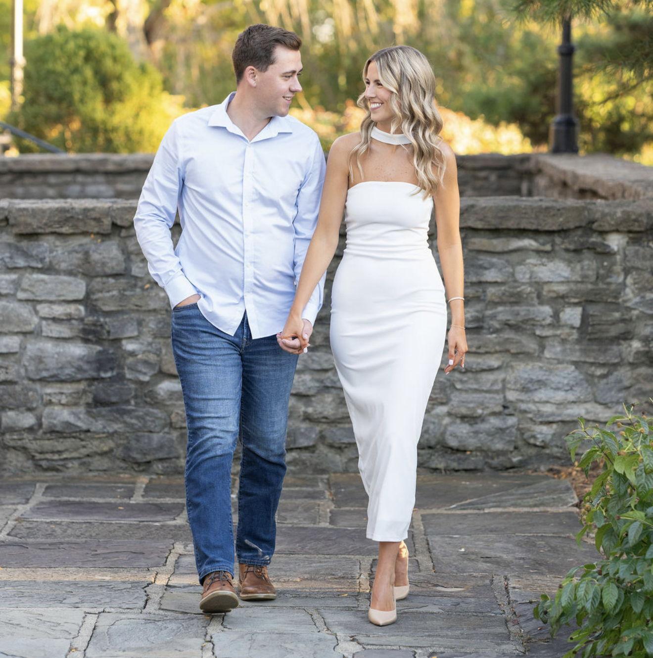 The Wedding Website of Lindsey Strathmann and Will Darlington