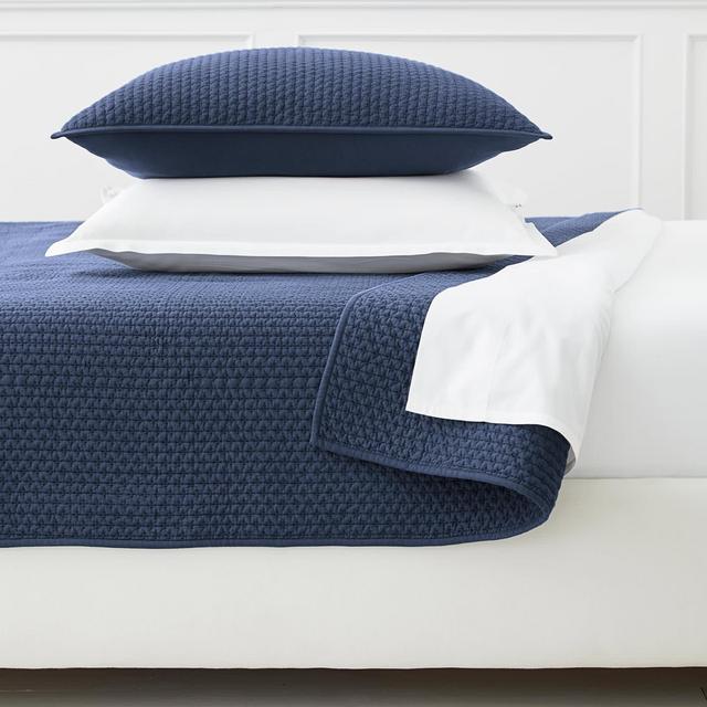 Westwood Quilt King / White