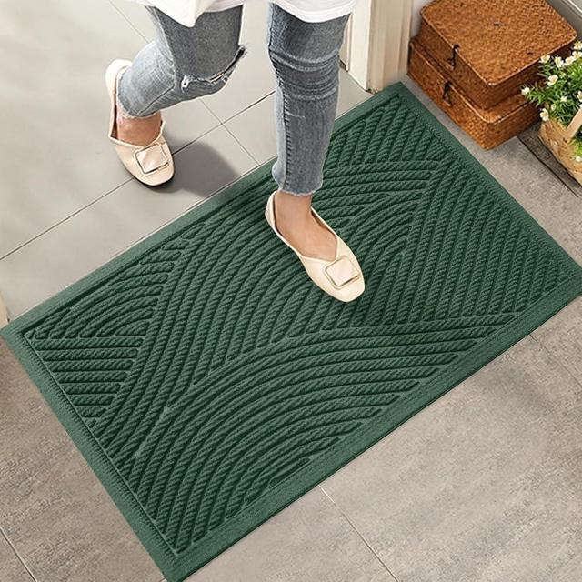 HIYARD Sturdy Front Door Mat, Absorbent Muddy Dirt Resist Welcome Door Mats Outdoor Indoor, Stain and Fade Resistant, Non-Slip Backing Entry Mat Low Profile Doormat for Entryway, 29×17, Green
