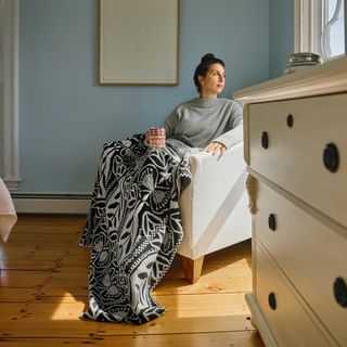 Italian Merino Wool Silhouette Throw Blanket