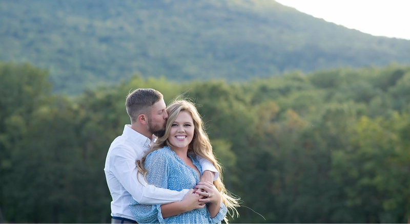 Lendzey Taylor and Devan King's Wedding Website