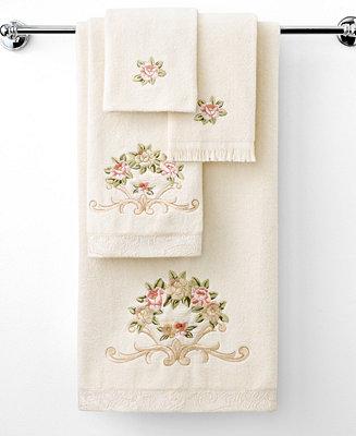 Avanti "Rosefan" Bath Towel, 25x50"