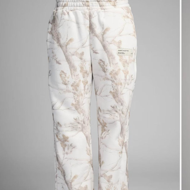 White Oak Sweats - Medium